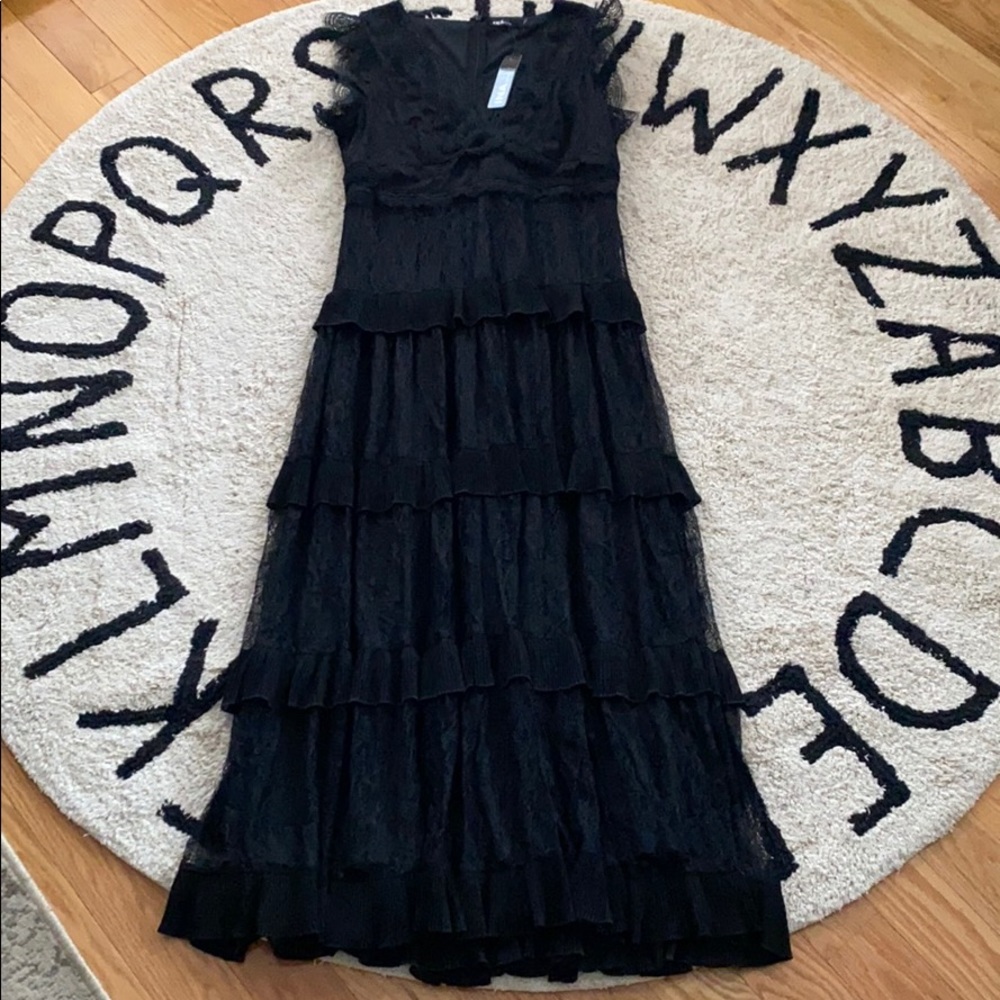 NWT Gorgeous Lace Dress